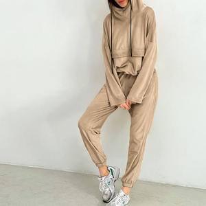 Survêtement en velours pour femmes 2023 Logo personnalisé Survêtement en velours Survêtement en velours Survêtement de jogging en velours survêtement pour femme Ensemble deux pièces - Product Image 3