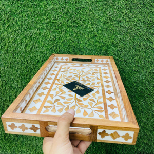 Bandeja de madera de alta calidad con textura de diseño floral tradicional de artesanía de arte de madera - Product Image 1