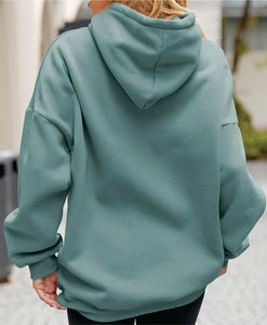 เสื้อฮู้ดและสเวตเตอร์ถักแบบลำลองสีพื้นสำหรับผู้หญิงอบอุ่นและทันสมัยด้วยเสื้อฮู้ดถักทรงโอเวอร์ไซส์ที่มีปกซิป - Product Image 3