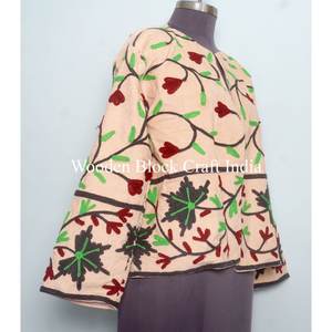 Chaqueta Acolchada de Algodón con Bordado Floral y Botones, Estilo Casual para Mujer, Hecha a Mano, Ecológica, Corta, Inspirada en la Playa, para Invierno - Product Image 4