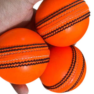 ลูกคริกเก็ตเย็บมือคุณภาพพรีเมียม หนังแท้ สำหรับเครื่องยิงลูกคริกเก็ต  โลโก้สั่งทำได้ ขายส่ง ยี่ห้อ Salstar Sports - Product Image 5