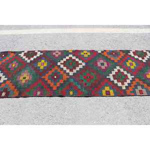 Alfombra Turca de 2.6x8.4 pies, Alfombra Vintage, Alfombra de Lana con Diseño Floral Rojo y Verde - Product Image 3