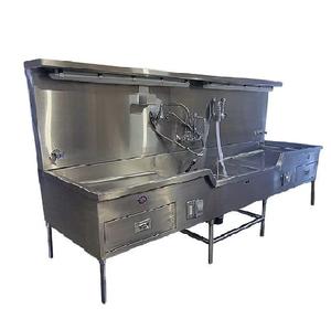 Fregadero de embalsamamiento de diseño industrial para uso hospitalario - Product Image 2