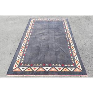 Alfombra Turca Vintage de 4.7x7.3 pies (144x223 cm), Alfombra Azul y Roja con Diseño de Parches - Product Image 1