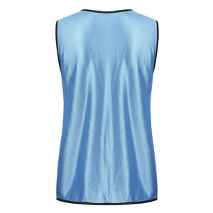 Gilets d'entraînement réversibles longue durée pour l'équipe de football avec tissu en maille respirant léger et logo frontal - Product Image 5
