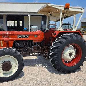 Tracteur agricole d'occasion de qualité export, 65 CV, tracteur à roues, provenant de la Nouvelle-Écosse - Product Image 1