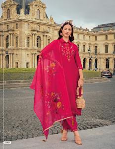 Pantalón Kurti con estampado de seda viscosa de calidad de exportación india y Dupatta con trabajo a mano y bordado Exportador mundial - Product Image 3