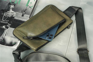 Riñonera de cuero antiarañazos duradera de fabricante con ribete reflectante para salidas nocturnas, uso diario - Product Image 2