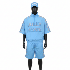 Ensemble de shorts coupe-vent en polyester de qualité supérieure, tissu léger, design à panneaux bleu ciel, logo en strass, ensemble de shorts coupe-vent pour hommes - Product Image 6