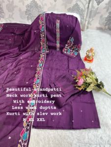 Top Qualité Meilleur Tissu Vêtements Occasionnels Premium Vente Chaude Pure Soie De Mousseline Lourde Avec Broderie Kurti Pantalon Et Dupatta - Product Image 4