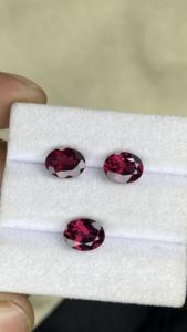 Juego Certificado de 3 Piedras de Granate Rodolita Natural de 9x7 mm, Corte Ovalado, con Excelente Calidad de Color, Piedras Preciosas Sueltas de 6.68 Quilates - Product Image 5
