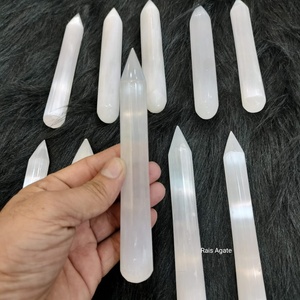 หินเซเลไนต์สีขาวคุณภาพสูงสำหรับการบำบัดด้วยคริสตัลธรรมชาติ หินปลายแหลมทรงกลมสำหรับนวดและเรกิเพื่อการบำบัด - Product Image 4