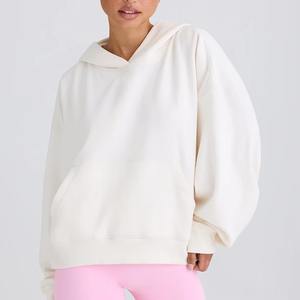 Sweat-shirt à capuche oversize pour femme, velours doux, pull à col rond, logo sur le devant, décontracté, manches longues, confortable, coupe décontractée, tendance - Product Image 1