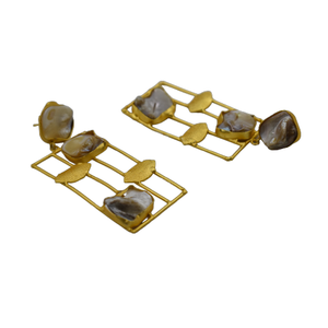 ต่างหูเม็ดเดี่ยวชุบทองทำจากทองเหลืองคุณภาพระดับพรีเมียมเครื่องประดับสำหรับผู้หญิงและผู้หญิง - Product Image 3