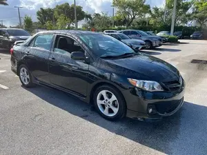 Toyota Corolla S 2013 - Product Image 3