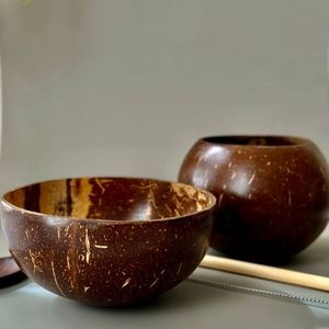 Juego de vajilla natural ecológica, cuencos de coco hechos a mano y cuchara de madera para ensalada de frutas, opción sostenible al por mayor - Product Image 3