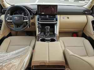 TOYOTA LANDCRUISER VTR 2024 - Product Image 5