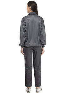 Chándal de poliéster blanco de nuevo diseño 2025 para mujer, chándal con logotipo personalizado impreso, trajes deportivos al por mayor, precio bajo para invierno - Product Image 4