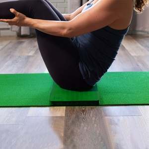 Tappetino Yoga Extra Spesso 10mm BalanceFrom Fitness in TPE Ecologico con Protezione Ginocchia e Cinghia per il Trasporto, Materiale NBR Verde - Product Image 5