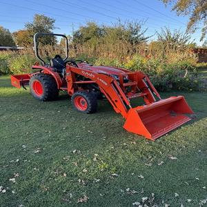 Compre un tractor compacto Kubota de primera calidad, entrega rápida, venta al por mayor, perfecto para granjas, jardines y trabajos de paisajismo, potencia confiable - Product Image 4