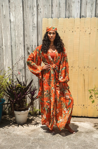 Paréo de plage imprimé floral orange avec manches ballon - Product Image 2