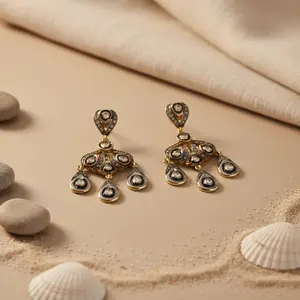 ต่างหูระย้าเพชรชุบทองวินเทจ ของขวัญแฟชั่นสุดหรูสำหรับเธอ - Product Image 3