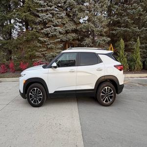 Chevrolet TrailBlazer LT 2025 USADO EN BUEN ESTADO - Product Image 2