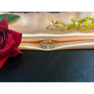 Bague pour homme en platine et diamant, un bijou brillant - Product Image 4