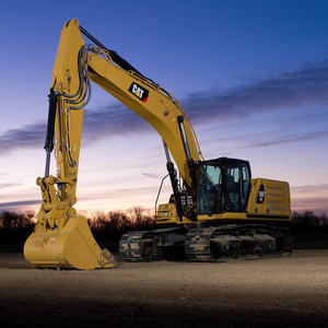 Excavateur Cat avec godet réglable et lame pour les tâches polyvalentes de terrassement et de préparation du site - Product Image 5