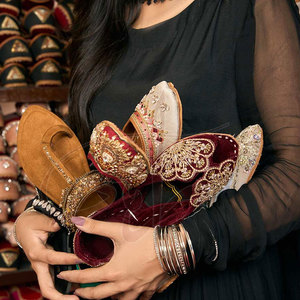 Venta en Línea de Accesorios de Moda, Sandalias Kolhapuri Ligeras de Cuero Genuino Impermeable, Hechas en Pakistán, de Moda para Todas las Temporadas - Product Image 6