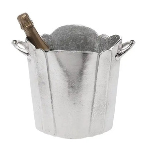 Seau à glace à champagne en métal plaqué or pour refroidisseur de bouteilles de bière et de vin Seaux à glace faits à la main - Product Image 4