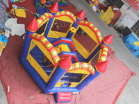 Structure gonflable hexagonale avec toboggan, aire de jeux sportive combinée, piste de jeu, château de saut extérieur décoratif, pour événements et fêtes foraines