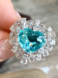 Bague de mariage pour femme en moissanite de laboratoire taille poire, grappe de fleurs, 3ct 4ct, certifiée IGI, pour la fabrication de bijoux - Product Image 3