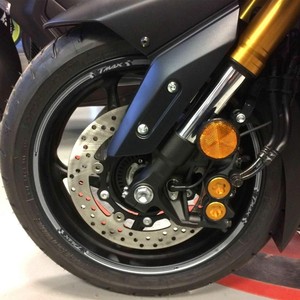 Strisce Adesive Argento per Cerchioni Scooter Yamaha TMAX 2008-2025, Compatibili con Pneumatici e Accessori Ruote Moto - Product Image 1