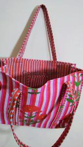 Sac fourre-tout d'été en coton matelassé imprimé de fleurs roses pour femmes Sacs à provisions à la mode - Product Image 3