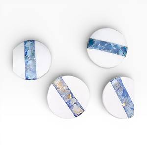 Sous-verres élégants en agate gris fumé avec effet marbre doux pour la décoration de table contemporaine - Product Image 3