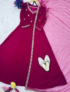 Elegante y Moderno Salwar Kameez de Terciopelo de Invierno de Secado Rápido para Bodas Indias, Ropa Nupcial Pakistaní - Product Image 6