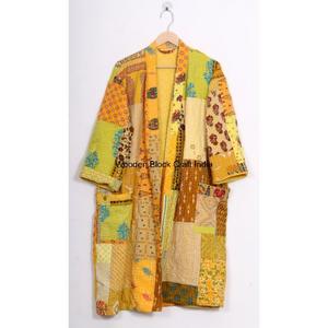 Veste Kantha en coton biologique 100% faite à la main pour femmes, mode vintage de festival, kimono court matelassé, automne hiver, motif ceinture - Product Image 1