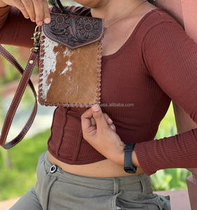 Nouveau Western fait à la main téléphone sac à main sac à main véritable fourrure de vachette usiné à la main sculpture sac à bandoulière petite taille sacs bracelet pochette sac à bandoulière - Product Image 3