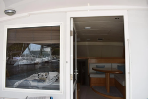 B-e-r-t-r-a-m 46 Bote de Alto Rendimiento - Product Image 3