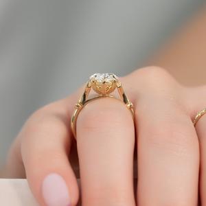 8x12mm Pear Cut CZ Engagement <b>Ring</b> in <b>Vintage</b> <b>Gold</b> Setting | Elegant Proposal Bridal Jewelry - Product Image 3