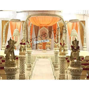 Mandap Tradicional del Sur de la India para Bodas Elegantes, Estilo Maharaja, con Pilares Decorados con Colmillos de Elefante, Mandap Único con Diseño de Colmillos de Elefante, Reino Unido - Product Image 1
