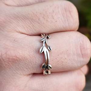 Navya <b>Craft</b> 925 Sterling Silver Handmade Women's Leaf <b>Ring</b> Band Boho Jewelry for Christmas Anniversary Valentine's Day Gift - Product Image 4