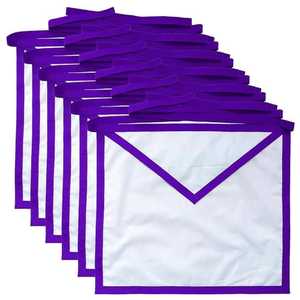 Juego de 12 Delantales Masónicos de Lujo Hechos a Mano y Bordados, para Maestros Masónicos Reales y Selectos, con Cinta Morada y Emblemas Cuadrados Tradicionales - Product Image 1