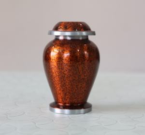 Urna Funeraria de Latón de Lujo Hecha a Mano para Guardar Cenizas Después de la Muerte, Metal Ecológico de Alta Calidad para Conmemoración de Mascotas - Product Image 1