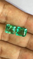 Pasangan Zamrud Alami Asal Kolombia Potongan Emerald Kualitas AAA Kilau Luar Biasa Hijau Polesan Sempurna 8.80 CTS Bersertifikat IGI