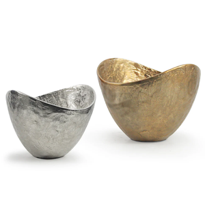 Juego de 2 Tazones de Servir de Metal Hechos a Mano en Latón AK con Acabado Antiguo en Oro y Plata para Decoración de Hoteles, Restaurantes y Fiestas - Product Image 2