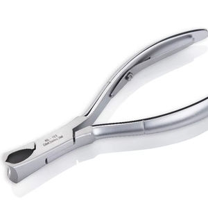 Ensemble de pinces à ongles NL-103 de marque d'exportation OMI soins des cuticules finis gris en acier inoxydable pour manucure et pédicure - Product Image 1