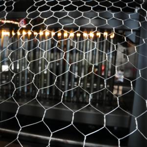 Xby bán buôn dây mạ kẽm lưới 3x1x1 gabion hộp hình lục giác lỗ Trọng lượng mỗi mét vuông - Product Image 1