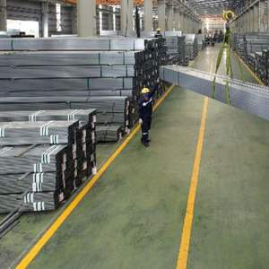 Tubo Cuadrado de Acero Aleado Negro ERW, Grado Q195/Q235/Q345, Estándar DIN, Laminado en Caliente, 15% de Tolerancia, Sin Aceite, Origen VN - Product Image 4